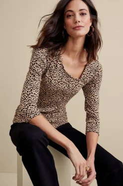 Hot Soft Surroundings Anesha Top Leopard