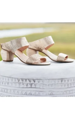 Hot Soft Surroundings Antelope Amelia Textured Sandal Gold