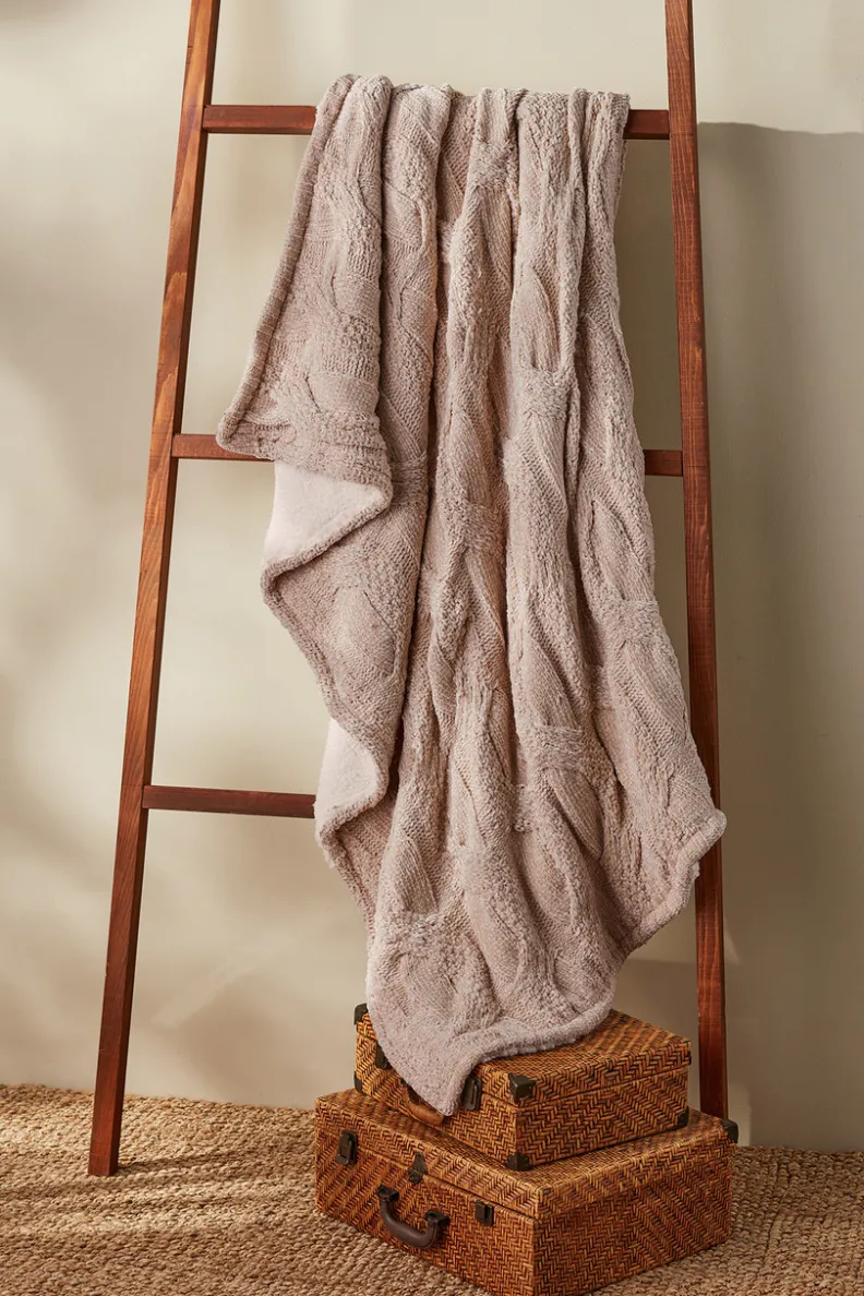 Hot Soft Surroundings Cecilia Chenille Throw