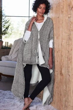 Clearance Soft Surroundings Chenille Sherpa Wearable Throw