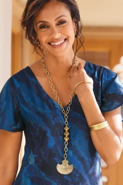 Discount Soft Surroundings Pacha Pendant Necklace Gold