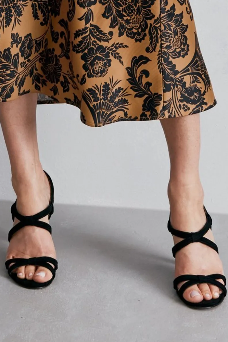 Best Soft Surroundings Pelle Moda Wayve Strappy Sandal