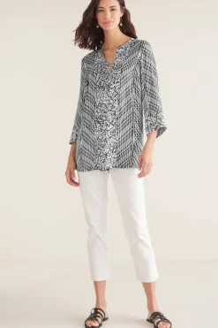 Online Soft Surroundings Ravello Top Black/WhiteAbstract