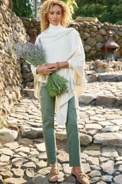 Discount Soft Surroundings Ultimate Denim Pull-On Slim Leg Jeans